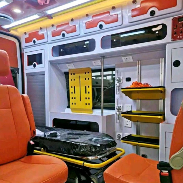 波密长途救护车护送病人租赁价格