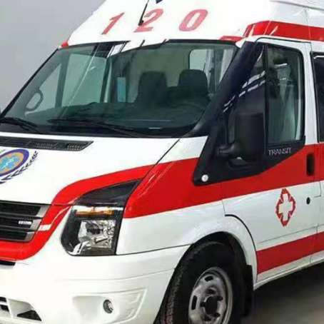 波密非急救护送病人转院租赁救护车的优缺点对比